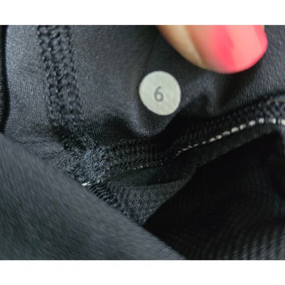 Lululemon Run: Ta Ta Topper & Kanto Catch Me Tank Flash Light, Size 6 - Picture 12 of 12
